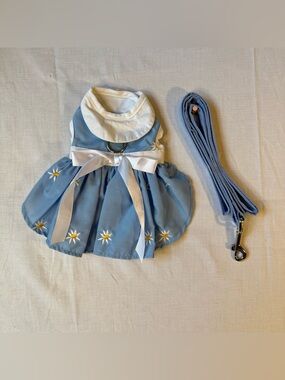 Blue Daisy Embroidered Dog Harness Dress with Leash - Unbranded